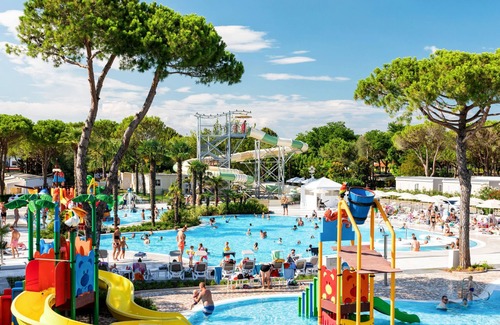 Mazzorno Sinistro House | Residence Village by Interhome