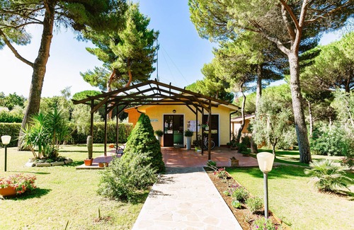 Guardistallo Apartment | Residence with pool in Guardistallo