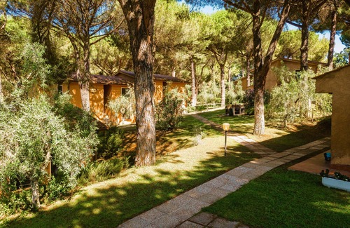 Guardistallo Apartment | Residence with pool in Guardistallo