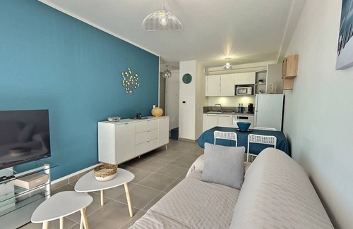 Serignan Apartment | Residence with swimming pool