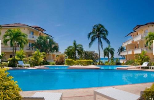 Yamasa Apartment | Residencial Las Palmeras f-2