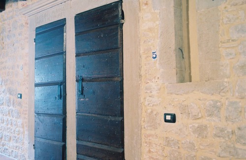 Citta di Castello Apartment | Residenza Antica Canonica, Apartment for six people in the historic center