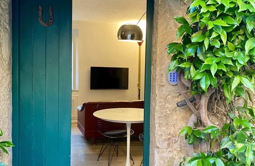 Casale Marittimo House | Residenza Artistica su due piani