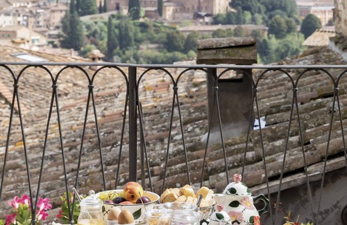 Siena Historical Center House | Residenza d'Epoca Palazzo Borghesi