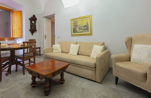 Bosa Historic Centre Apartment | Residenza Deriu - Maria