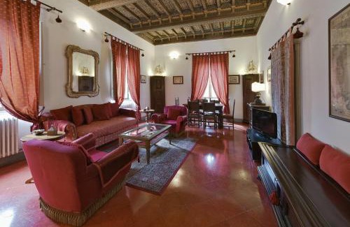 Siena Historical Center Apartment | Residenze d'Epoca Palazzo Coli Bizzarrini