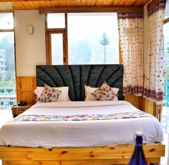 Khattalwada Hotel | Resort Apple County by Himalayan Hotels- Mountain View, Parking & Garden