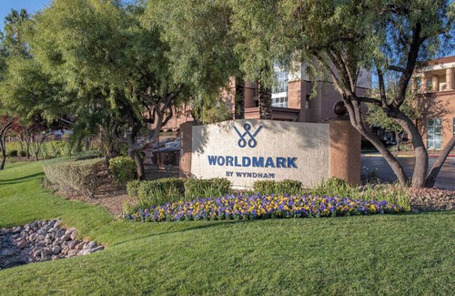 Enterprise Condo | Resort Condo near Formula One