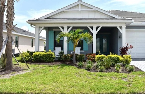 Venice House | Resort home in charming Wellen Park Venice: pool, gym, beaches , golf & shopping