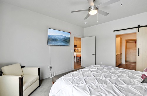 Herriman Apartment | Resort-Like Location! 3rd Floor Walk-Up! 100% Solar & EV Chargers Availablel