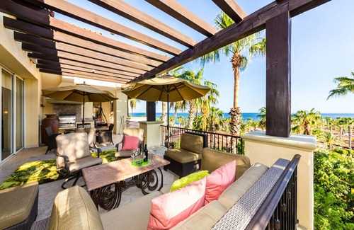 Cabo Bello Condo | Resort Living in Ocean View Penthouse at Esperanza
