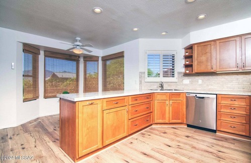 Rancho Vistoso House | Resort Living & Mountain Views In Sun City Oro Valley