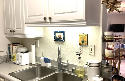 South Redondo Condo | Resort Living-Ocean View-Steps From The Sand!