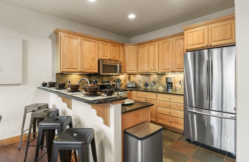 Winter Park House | Resort Luxury Villa 200 I Private Hot Tub I Great Views I Best Price I Discounted Attractions