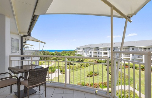 Kingscliff Apartment | Resort on the Beach 4302 with resort Pool