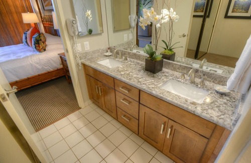 Kahana Villa | Resort on the Beach - Spacious 3BR Beach Condo - Sands of Kahana - Maui, HI