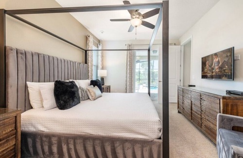 Celebration House | Resort open/Flexible canx. policy/10 mins to Disney/Gated Community