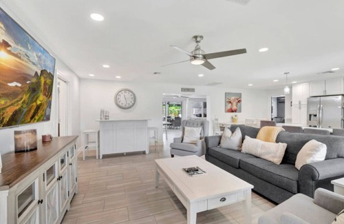 Lake Clarke Shores House | Resort Pool Home Near Palm Beach