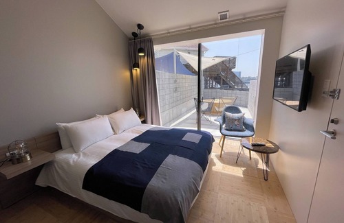 Konohana Hotel | Resort room with private pool 101 Double up to /Osaka Ōsaka