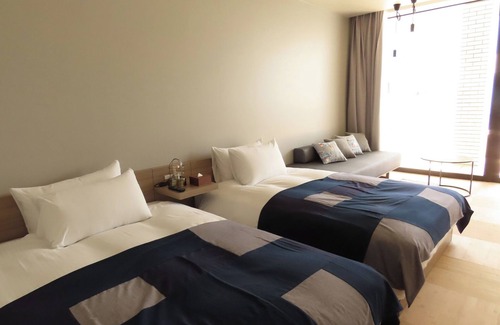 Konohana Hotel | Resort room with private pool 103 Twin up to 3 /Osaka Ōsaka
