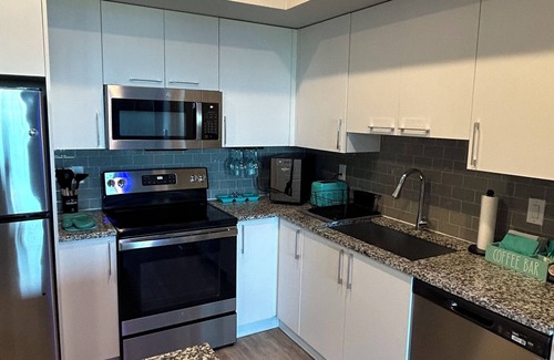 Boynton Beach Apartment | Resort-Style Apartment Minutes from Boynton Beach.