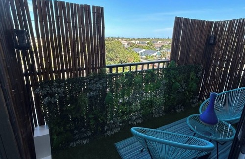 Boynton Beach Apartment | Resort-Style Apartment Minutes from Boynton Beach.