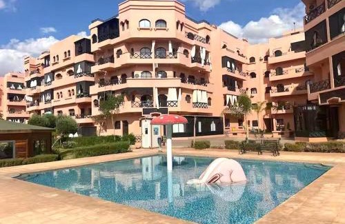 Marrakech House | Resort-Style Digs in the Heart of the City