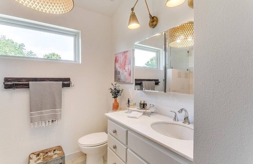 Ryan Place House | Resort-Style Guesthouse near Stockyards/TCU, Pool, Hot Tub, Private Entry