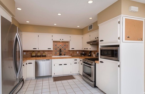 South Scottsdale House | Resort-style home! Cozy, multi-million dollar neighborhood. MINUTES TO OLD TOWN!