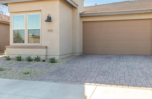 San Tan Valley House | Resort Style Living W/ Terrific Mountain Views