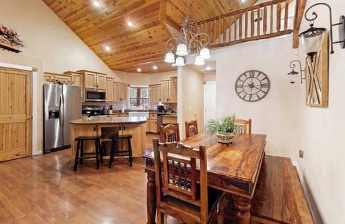 Pinetop House | Resort Style Pine Top Cabin | Deck Views | Sleeps