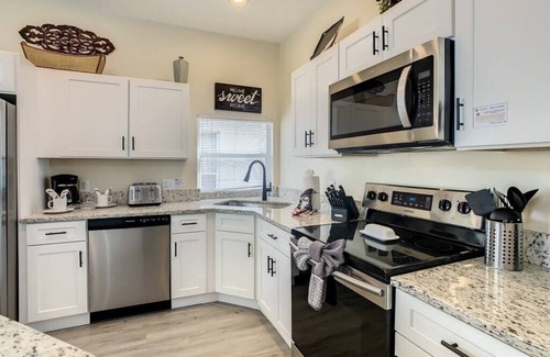 Windsor Palms House | Resort-Style Villa | Pool, Spa & Game Room!