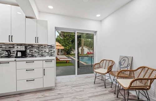 Pompano Beach House | ResortVilla Compound 6BR 2Houses