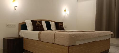 Auli Hotel | Resova club and Banquet