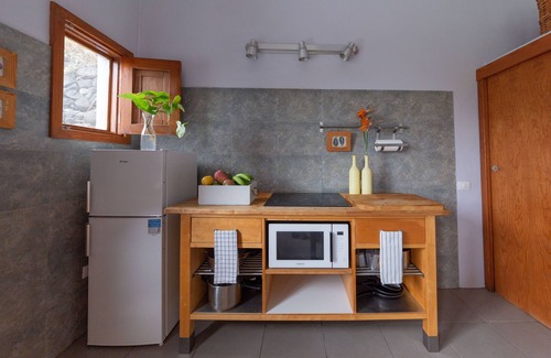 Hermigua Cottage | REST ENJOYING THE VIEWS OF THE SEA AND THE MOUNTAIN