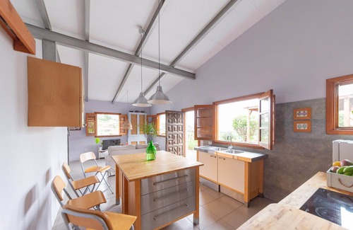 Hermigua Cottage | REST ENJOYING THE VIEWS OF THE SEA AND THE MOUNTAIN