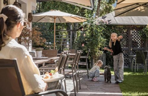 Uderns House | Restaurant Gästehaus Wiesenheim