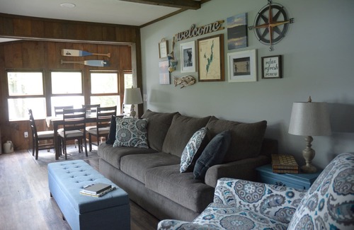 Hubbardton Cottage | Restful and Relaxing Lakeside Cottage on Lake Bomoseen