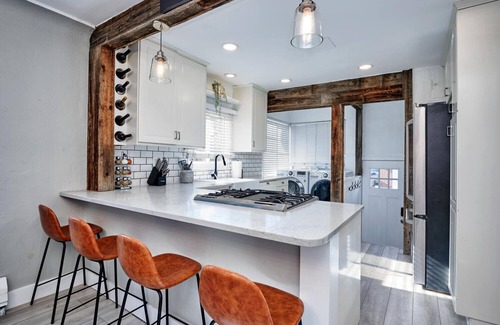 Speer House | Restful Home in Denver