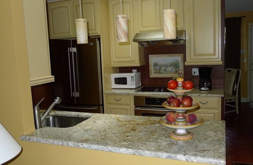 Wabasso Beach Condo | Restful, luxurious beach retreat with fitness room and WiFi in Vero Beach