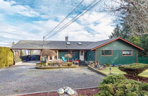 Chemainus House | Restful Retreat in charming Chemainus