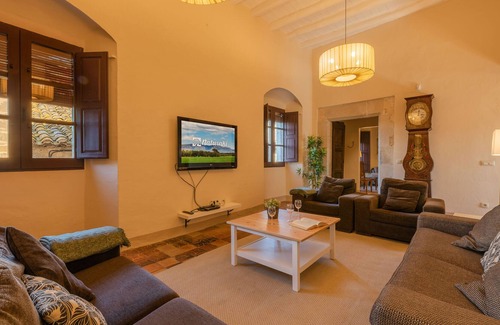 Sant Esteve de Guialbes House | Restored farmhouse with large garden, pool and large covered terrace