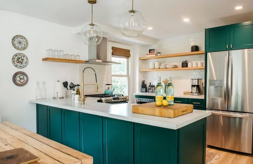 Ulster Park House | Restored 1890's Farmhouse near Kingston