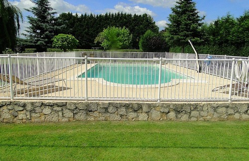 Montcaret Cottage | Restored Cottage - Sleeps 4