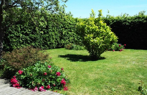 Prunay-Cassereau Cottage | Restored country house near trails and picturesque villages