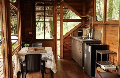 San Francisco Cottage | Resurreeccion