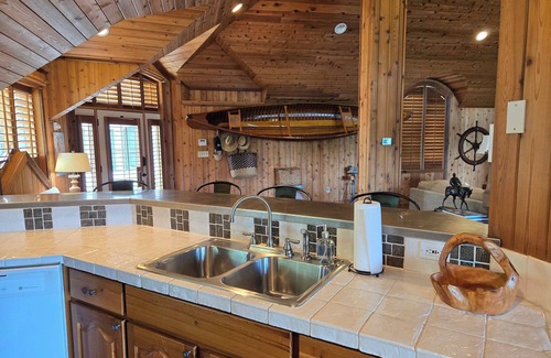 Alexander City Apartment | Retreat at Lake Martin