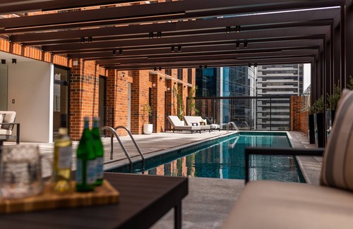 Zona 10 Apartment | Retreat in Airali W/Heated Pool Perfect Location