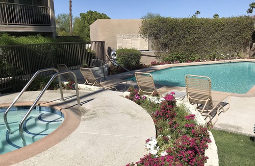 Palm Desert Condo | Retreat Palm Desert Jewel in Shadow Mountain Resort near El Paseo