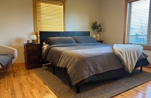 Sunday River Area Cabin | RETREAT TO A SECLUDED, SERENE MOUNTAIN LODGE